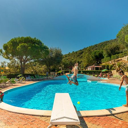 فندق Villino Garden & Pool Marina dʼMarina dʼAndora المظهر الخارجي الصورة