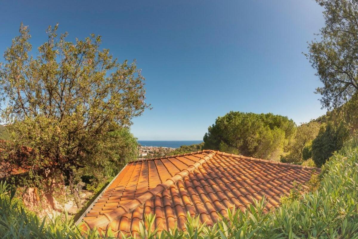 فندق Villino Garden & Pool Marina dʼMarina dʼAndora المظهر الخارجي الصورة